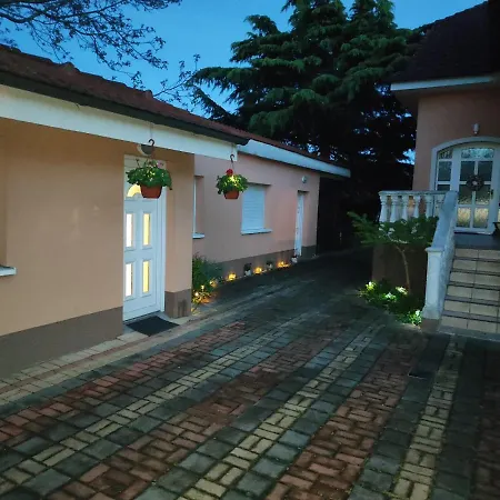 Apartament Domov Carlotka Bratysława