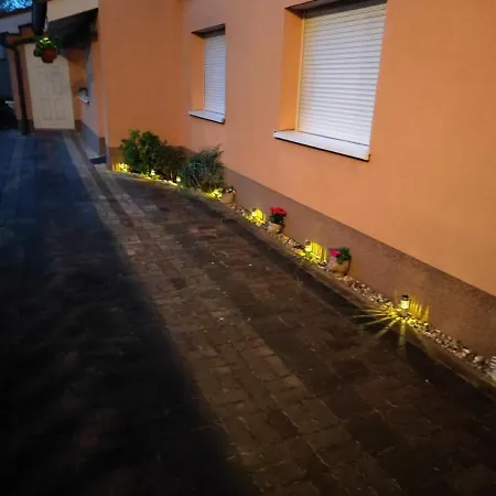 Domov Carlotka Apartman *